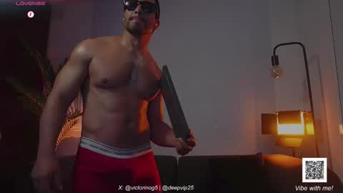 Snapshot of eroswolfs chatting on April 21, 5:39 pm eroswolf online show from April 21, 5:39 pm