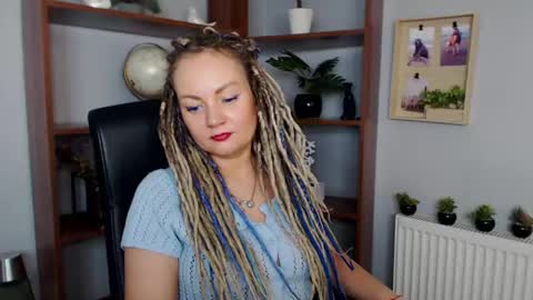 Snapshot of erotic_kaya chatting on March 4, 5:24 pm KAYA online show from March 4, 5:24 pm