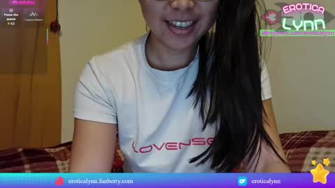 Lynn   online show from December 15, 6:23 pm