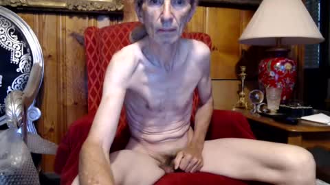 Snapshot of eroticantonio chatting on July 9, 10:41 am Antonio online show from July 9, 10:41 am