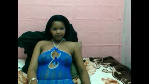 Snapshot of eroticebony4u69 chatting on October 21, 11:11 am eroticebony4u69 online show from October 21, 11:11 am