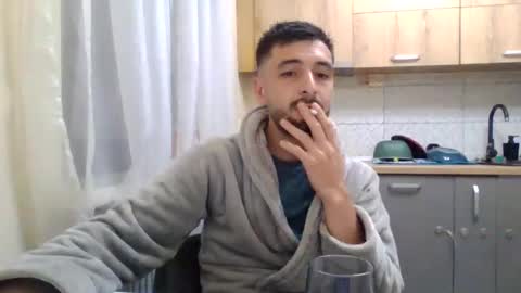 Snapshot of eshanu chatting on May 10, 10:59 pm eshanu online show from May 10, 10:59 pm