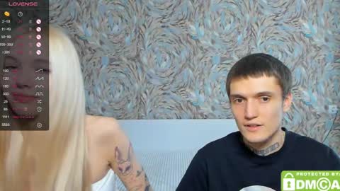Snapshot of eshcka chatting on May 17, 12:45 pm Megan and Brad online show from May 17, 12:45 pm