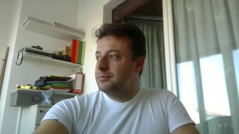 Snapshot of esibizionista_91 chatting on November 17, 1:06 pm esibizionista 91 online show from November 17, 1:06 pm