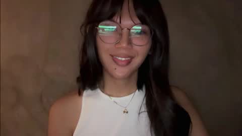 Chelliane online show from December 18, 4:07 am