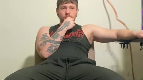 eskol212 online show from November 13, 5:45 pm