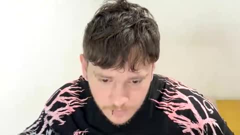 eskol212 online show from March 26, 4:45 pm