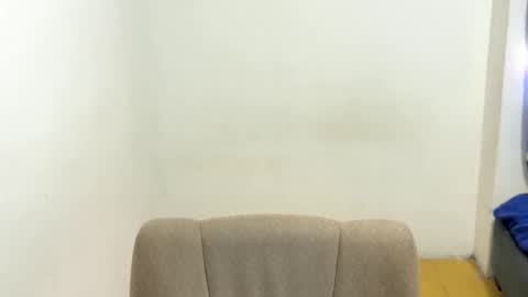 eskol212 online show from April 13, 8:14 pm