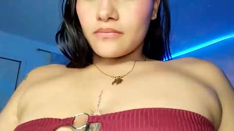 esmeralda19120372 online show from April 21, 4:08 am