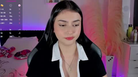 Esmeralda  online show from March 9, 3:49 pm