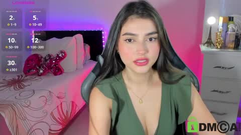 Snapshot of esmeralda_le chatting on April 16, 11:44 am Esmeralda online show from April 16, 11:44 am