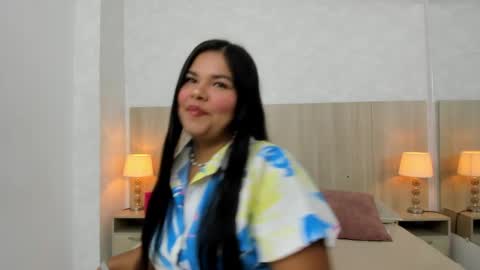 Esmeralda online show from March 30, 7:37 pm