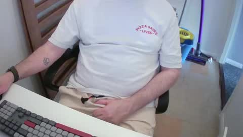 Snapshot of essex_wild chatting on April 26, 2:37 pm Morph online show from April 26, 2:37 pm