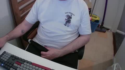 Snapshot of essex_wild chatting on May 2, 8:36 pm Morph online show from May 2, 8:36 pm