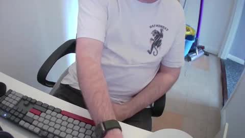 Snapshot of essex_wild chatting on May 10, 12:54 pm Morph online show from May 10, 12:54 pm