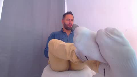 Snapshot of esteban7984068 chatting on January 2, 5:39 pm esteban online show from January 2, 5:39 pm