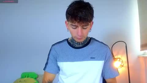 Esteban independent model online show from October 24, 1:51 pm