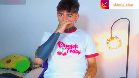 Esteban independent model online show from November 6, 12:39 pm