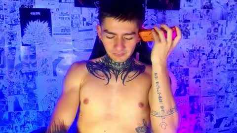 Esteban independent model online show from March 12, 1:06 pm