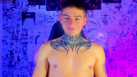 Esteban independent model online show from March 31, 1:51 am