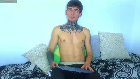 Esteban independent model online show from July 21, 9:28 pm
