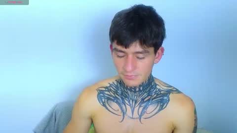 Esteban independent model online show from July 24, 6:33 am