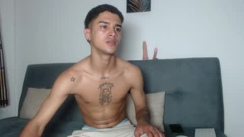 Esteban online show from April 25, 11:02 am