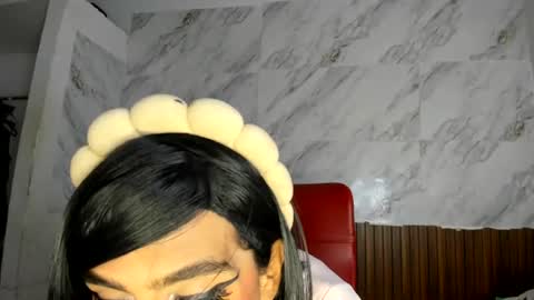 Snapshot of estefani_robles chatting on July 12, 11:29 pm estefani robles online show from July 12, 11:29 pm