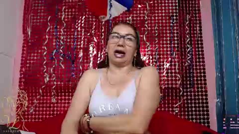 Snapshot of estefania_344 chatting on July 21, 2:30 pm estefania_344 online show from July 21, 2:30 pm