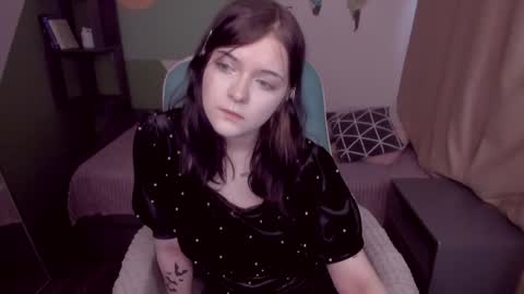 Ester  online show from April 19, 3:55 pm