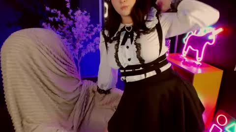 Snapshot of estertwilight chatting on April 29, 4:22 pm Ester online show from April 29, 4:22 pm