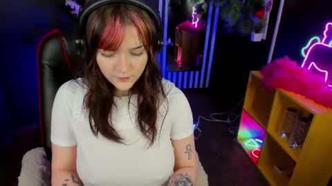 Ester  online show from July 17, 11:06 am