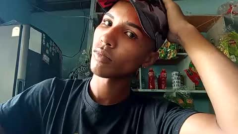 Snapshot of estiben_party chatting on June 14, 7:49 pm estiben_party online show from June 14, 7:49 pm