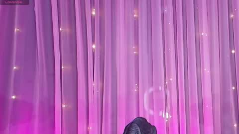 Estrella online show from April 8, 11:54 am