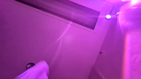 Snapshot of et528007 chatting on September 18, 2:19 pm et528007 online show from September 18, 2:19 pm