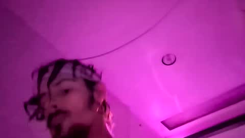 Snapshot of et528007 chatting on September 25, 7:01 am et528007 online show from September 25, 7:01 am