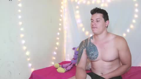 eternalfuego online show from April 12, 4:17 am