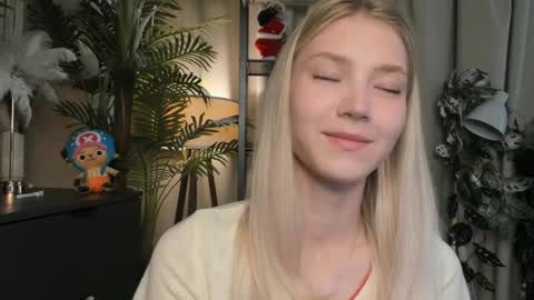 Natalie online show from May 29, 6:00 am