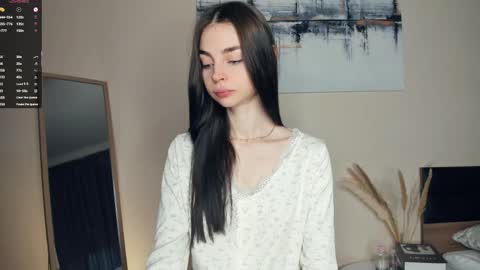 Snapshot of eternity_is_endless chatting on May 31, 7:37 am Mary online show from May 31, 7:37 am