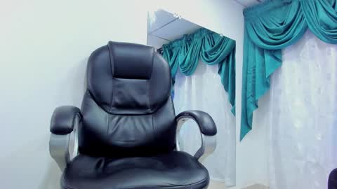 Snapshot of ethan_boy_ chatting on December 10, 8:38 pm Ethan online show from December 10, 8:38 pm