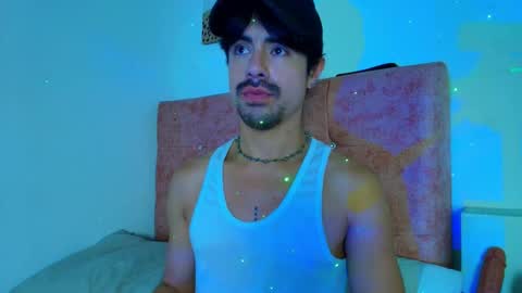 ethan  online show from January 9, 3:20 am