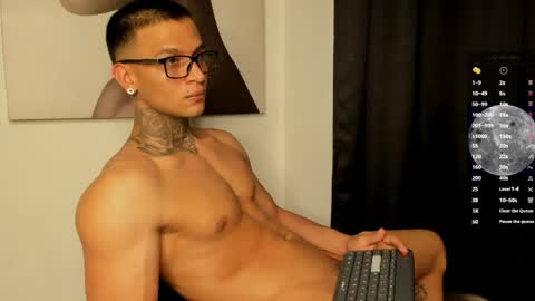 Snapshot of ethan_devis7 chatting on April 30, 8:57 pm Ethan - Independent model online show from April 30, 8:57 pm