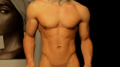 Snapshot of ethan_devis7 chatting on May 8, 8:58 pm Ethan - Independent model online show from May 8, 8:58 pm
