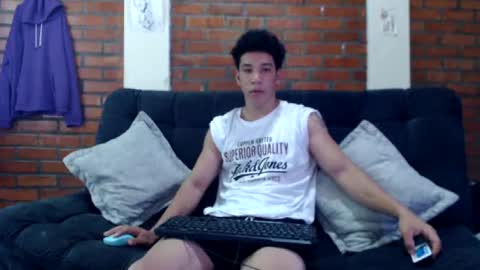 Ethan Noir online show from December 9, 9:05 pm