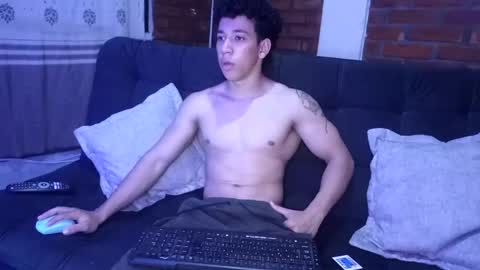 Ethan Noir online show from December 30, 4:31 am