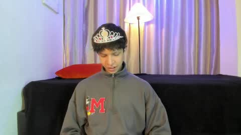 Snapshot of ethan_qop chatting on May 15, 11:17 am Ethan online show from May 15, 11:17 am