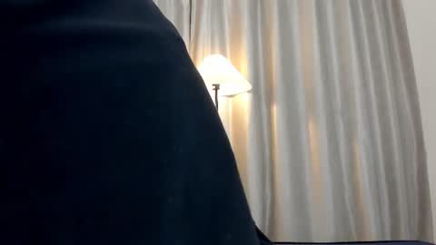 Snapshot of ethan_qop chatting on June 19, 11:03 am Ethan online show from June 19, 11:03 am