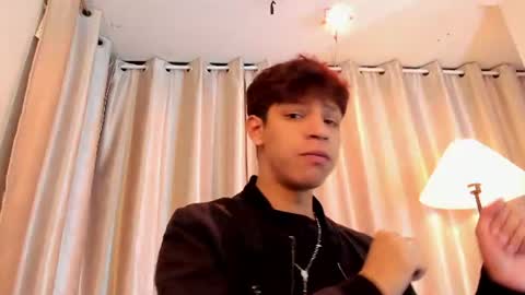 Snapshot of ethan_qop chatting on June 23, 11:30 am Ethan online show from June 23, 11:30 am