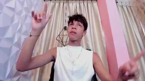 Snapshot of ethan_qop chatting on July 6, 11:29 am Ethan online show from July 6, 11:29 am