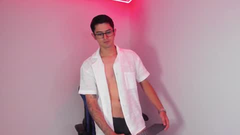 Snapshot of ethan_sai01 chatting on January 11, 6:33 pm ETHAN SAI online show from January 11, 6:33 pm